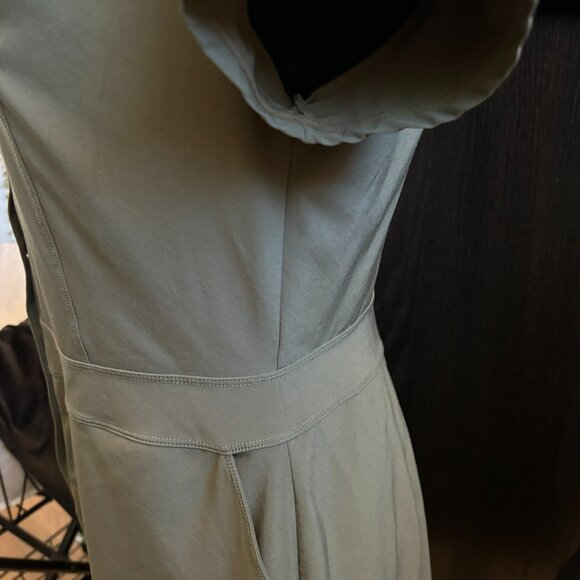 Short Sleeve PRANA snap front dress so cute!  Army Green - Picture 7 of 9